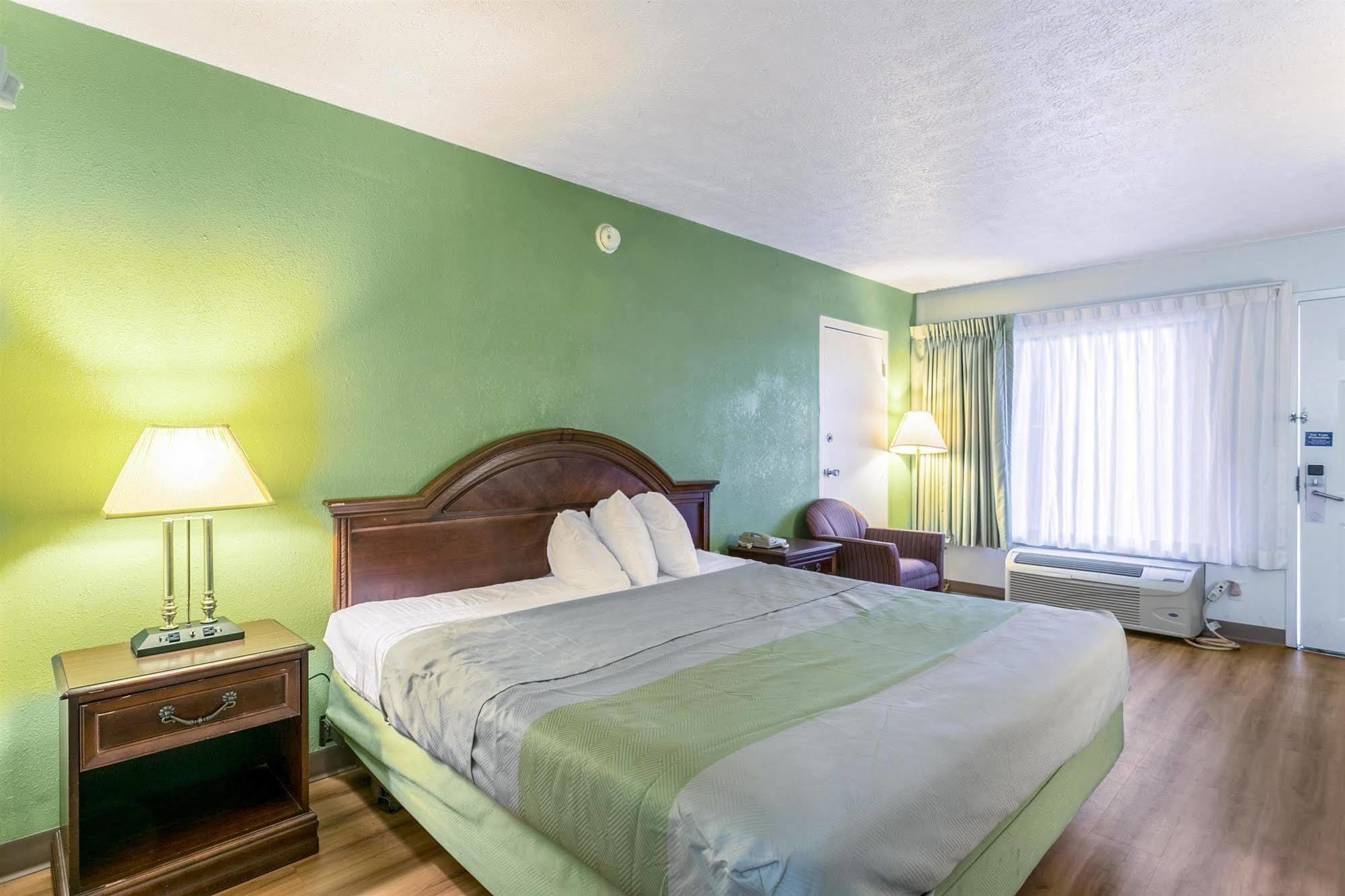 Americas Best Value Inn Edgewood, Md Eksteriør billede