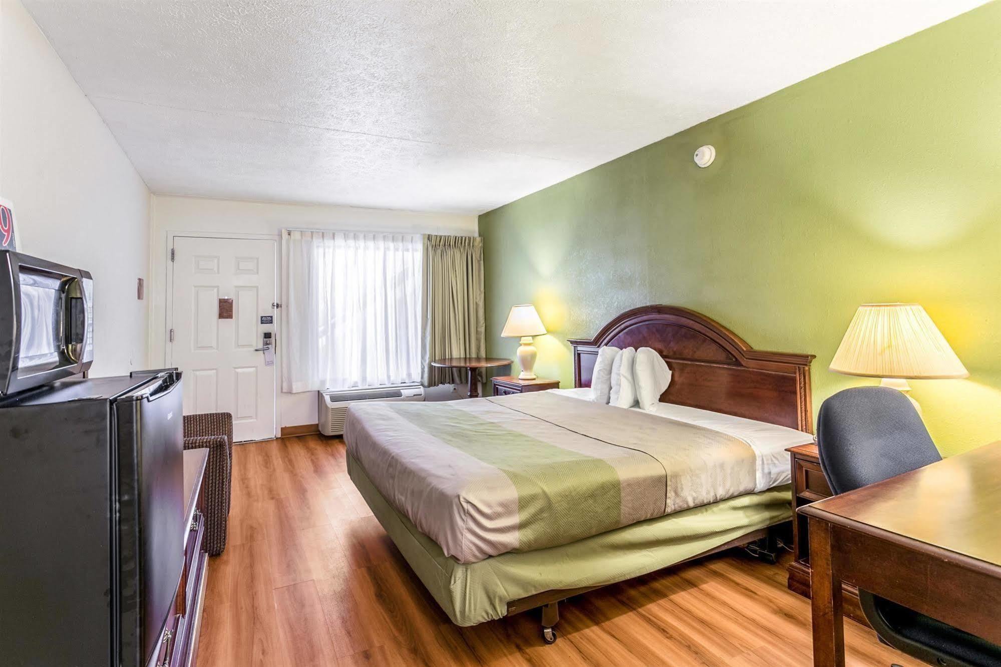 Americas Best Value Inn Edgewood, Md Eksteriør billede